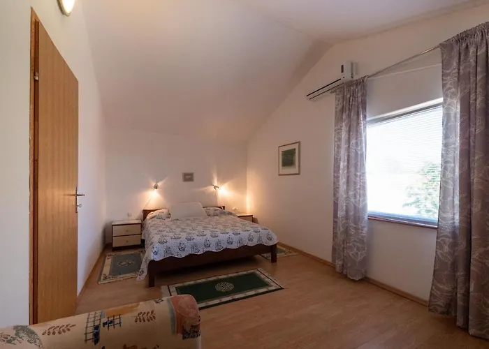 By The Sea Nin, Zadar - 5838 * נין